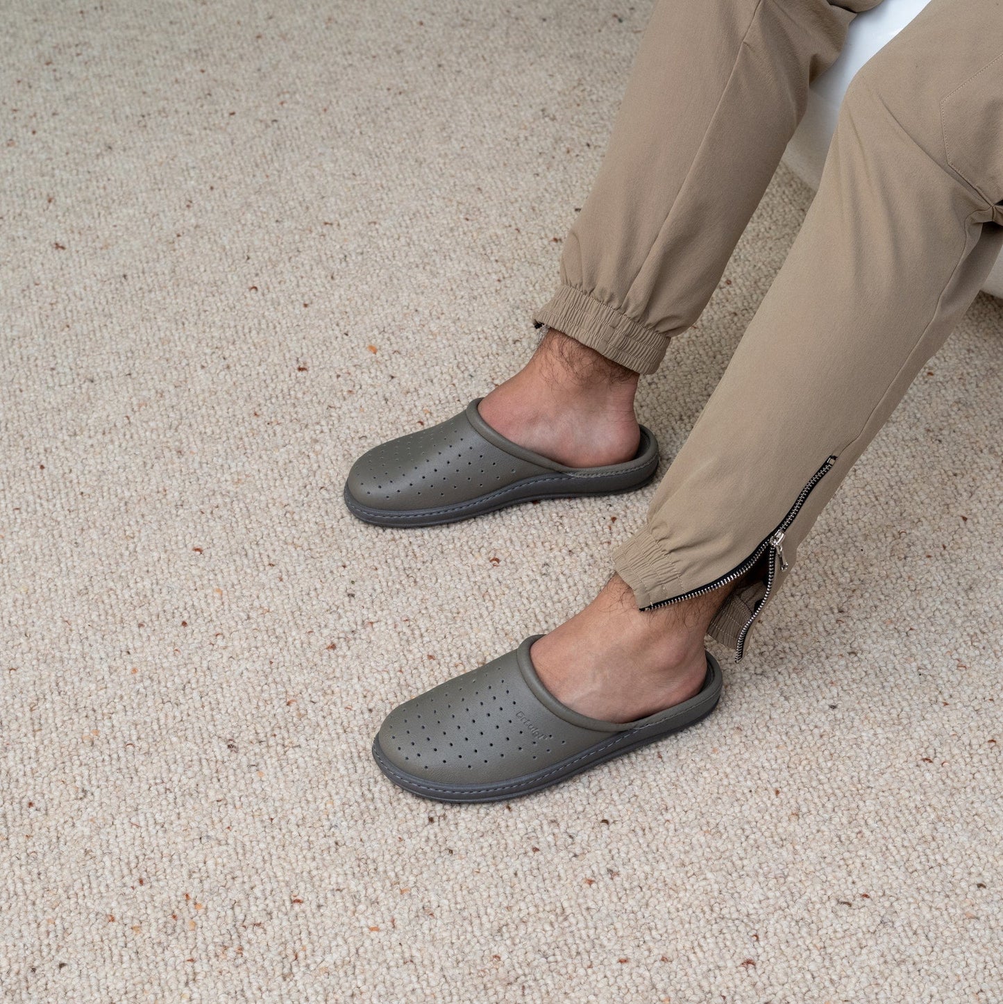 DrLuigi® Orthopedic Clogs for Men - Comfortable Medical Footwear Beige Leather