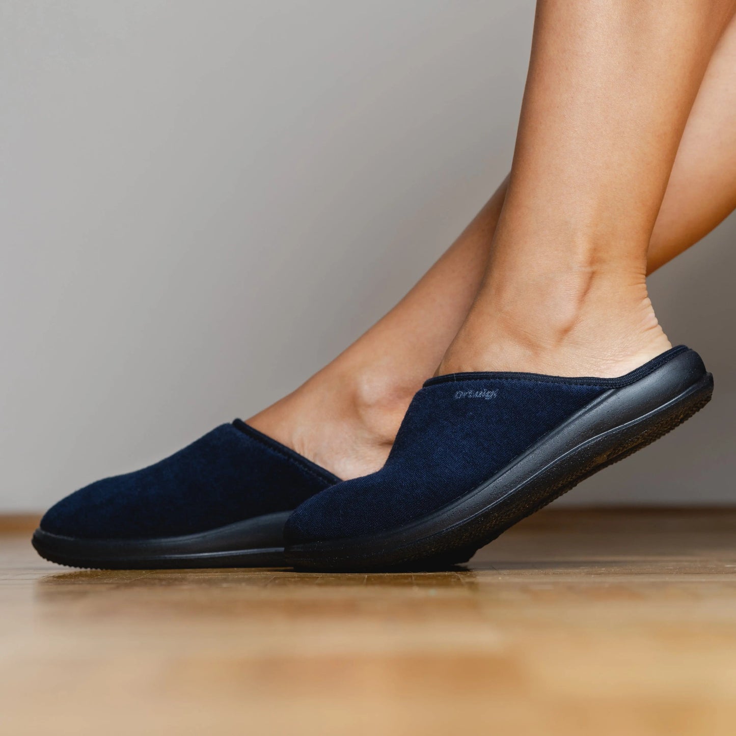 DrLuigi® Orthopedic Slippers for Women - Comfortable Medical Footwear Navy blue drluigi