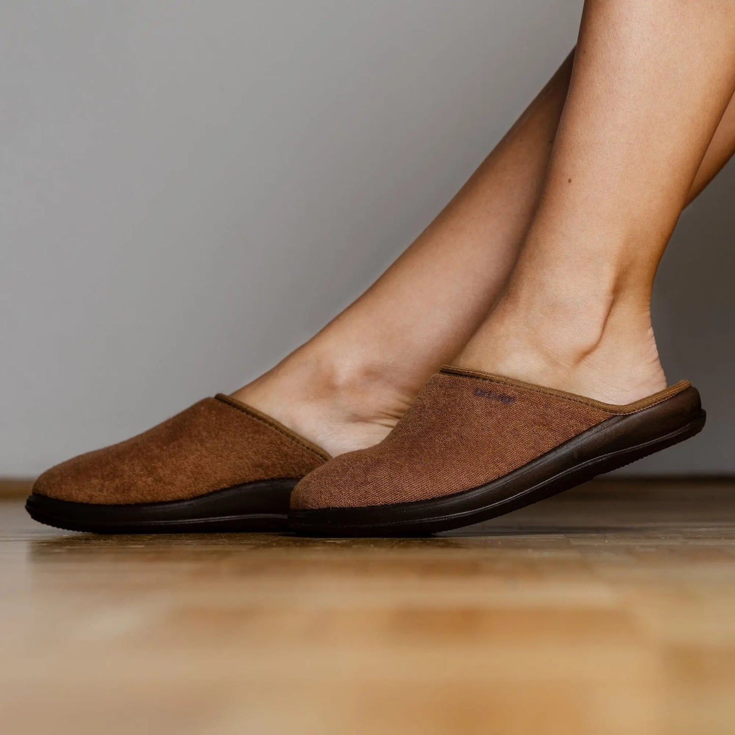 DrLuigi® Orthopedic Slippers for Women - Comfortable Medical Footwear Brown drluigi