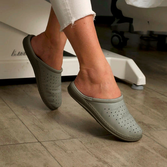 DrLuigi® Orthopedic Clogs for Women - Comfortable Medical Footwear Gray Leather